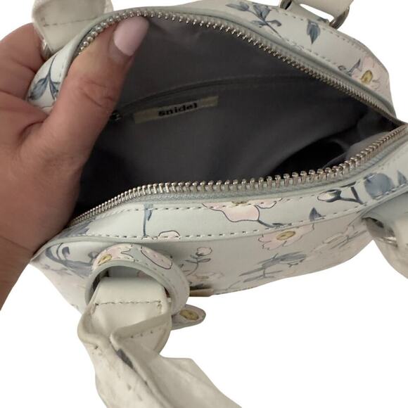 NWTs Snidel Floral Convertible Crossbody Handbag - Picture 10 of 16